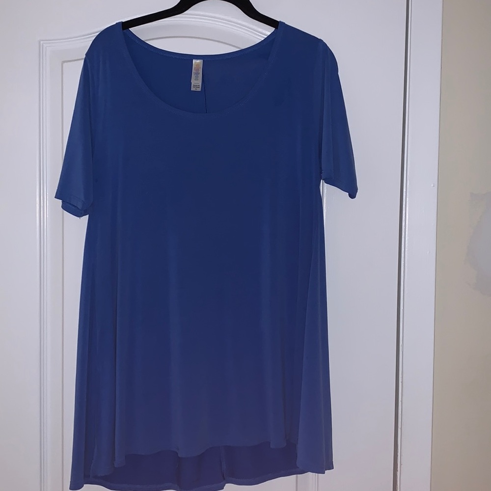 Lularoe Shirt- XS- blue- Tee - short sleeve
